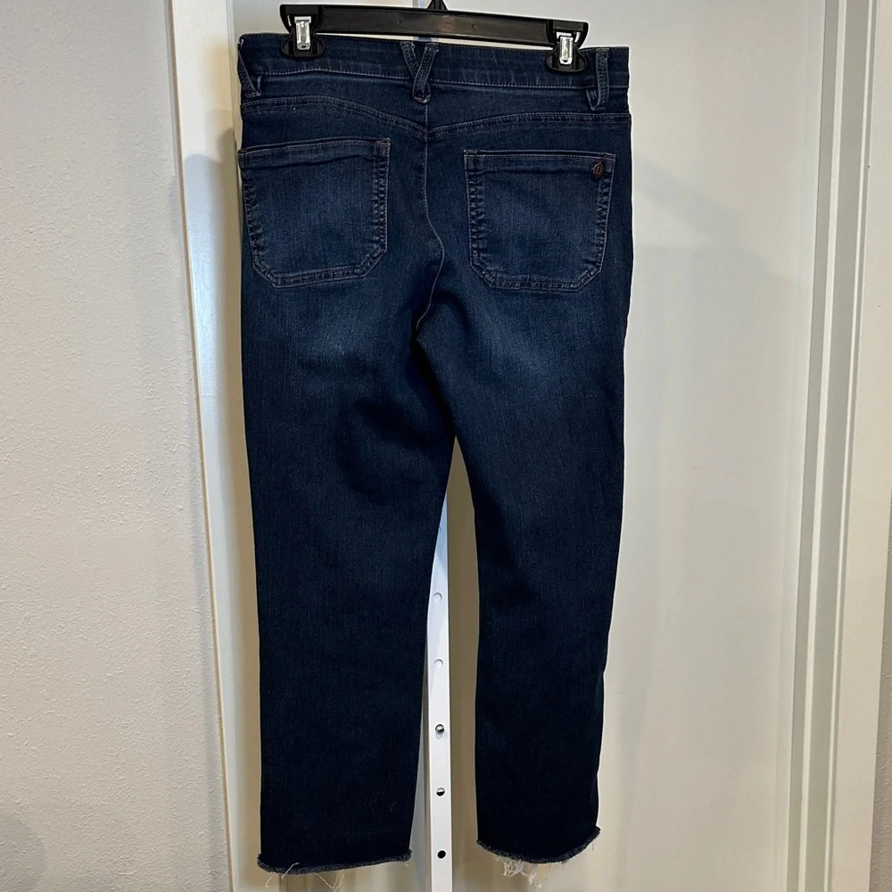 Democracy Ab Solution Crop Jeans Dark Wash Fray Hem Size 6 Sculpt Stretch - Picture 4 of 10